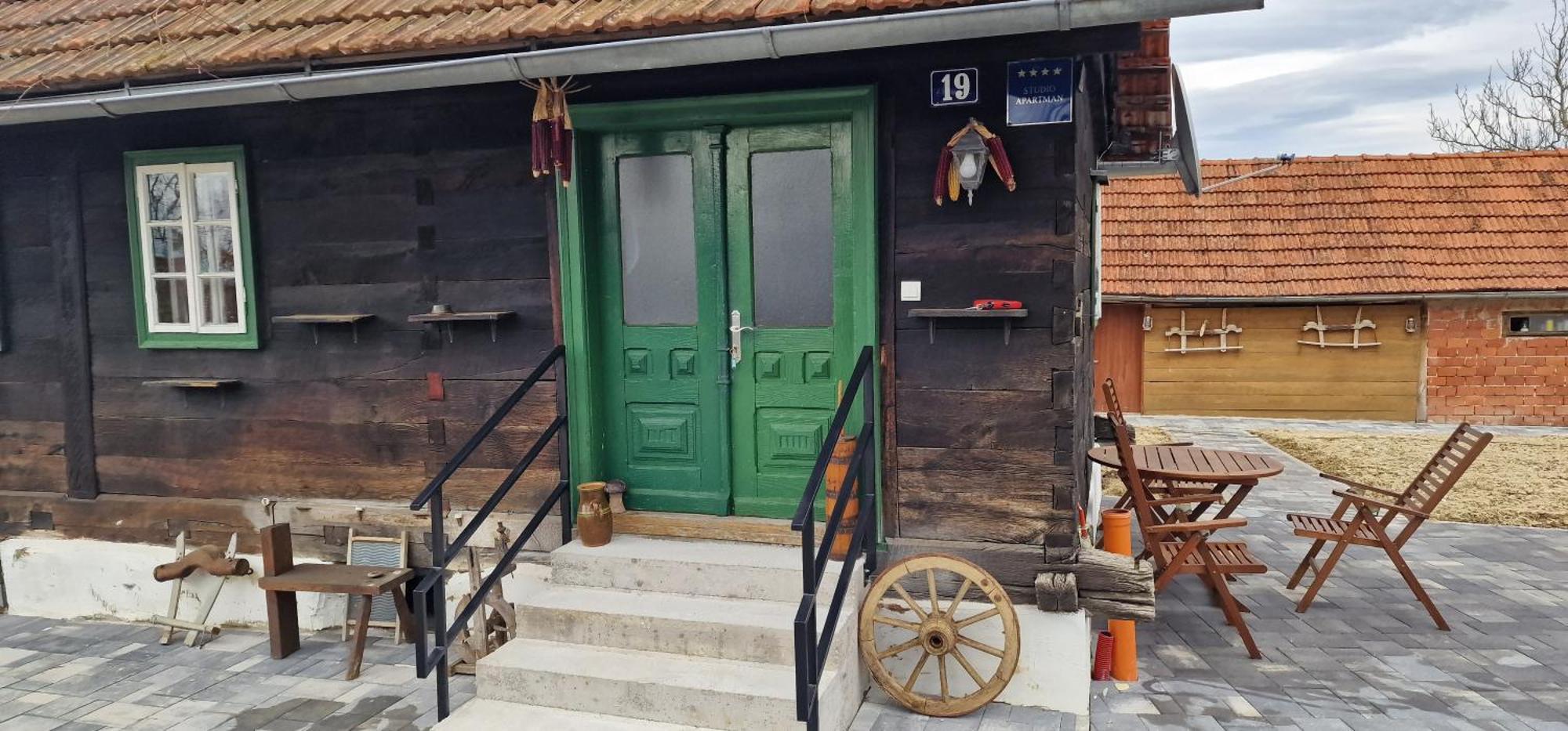 Holiday Home Hizica V Plavem Trnacu Gornja Stubica Kültér fotó